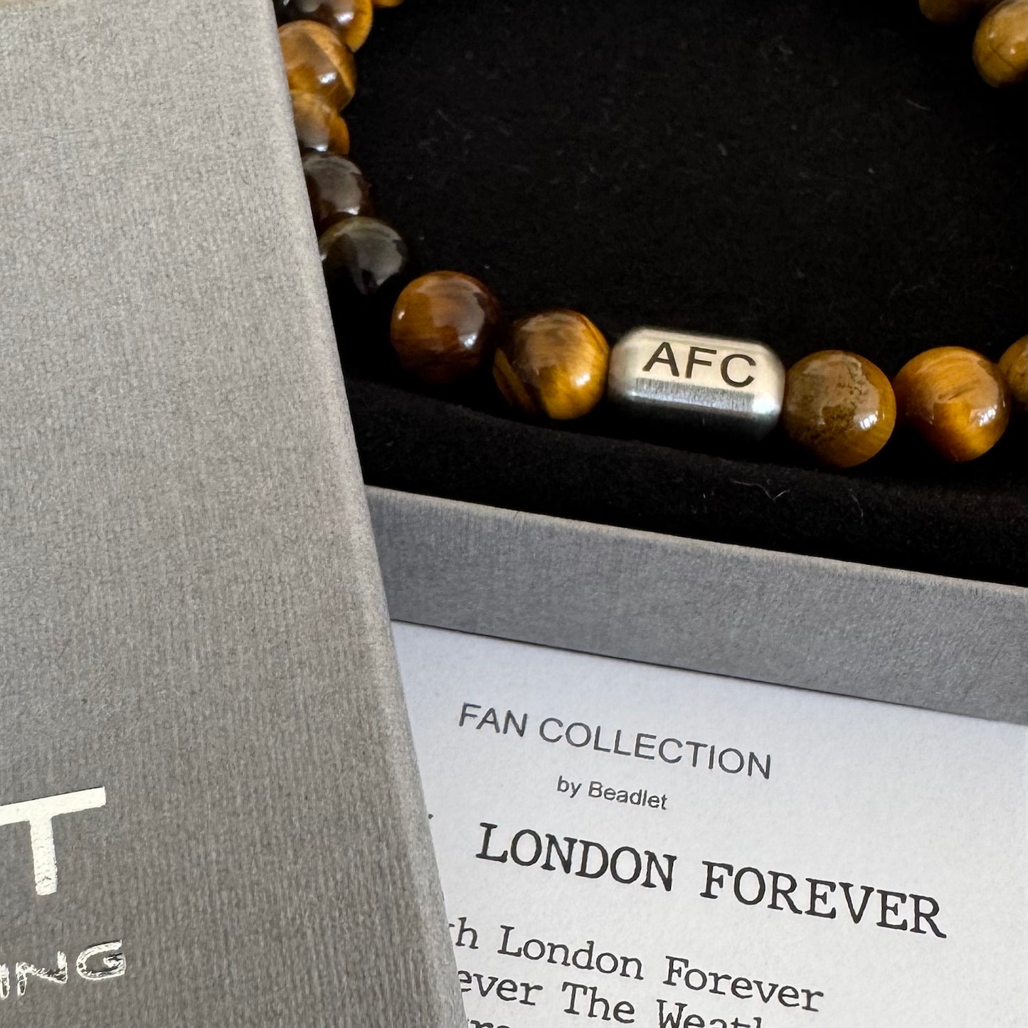 Arsenal Men's Tiger Eye Beaded Bracelet