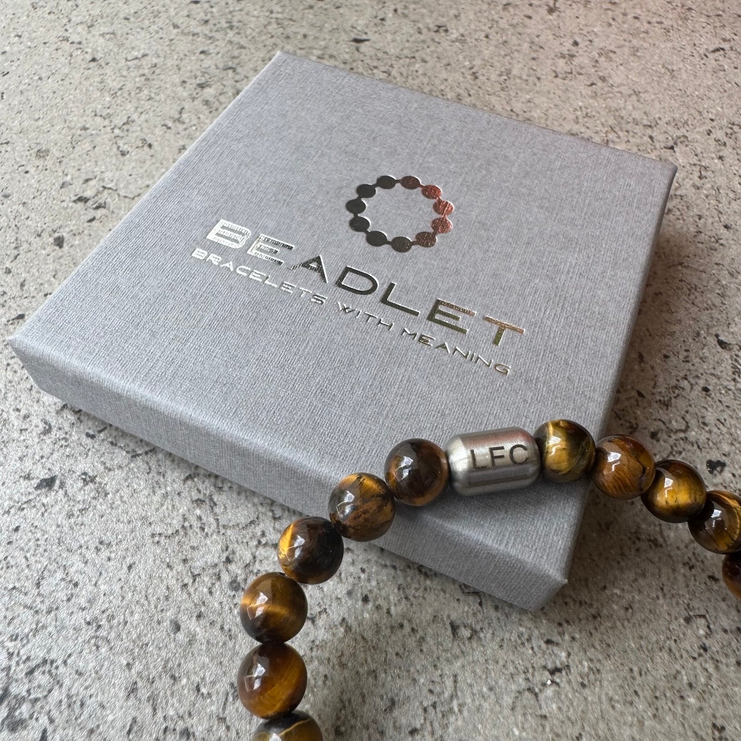 Liverpool Men's Tiger Eye Beaded Bracelet