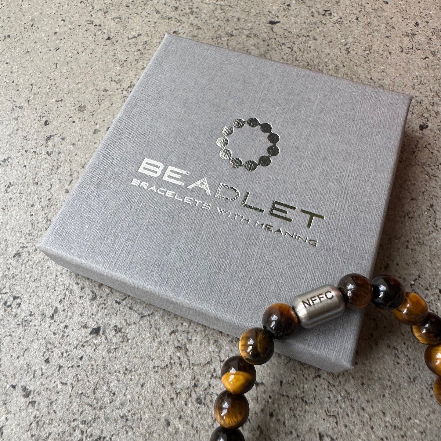 Nottingham Forest Men's Tiger Eye Beaded Bracelet