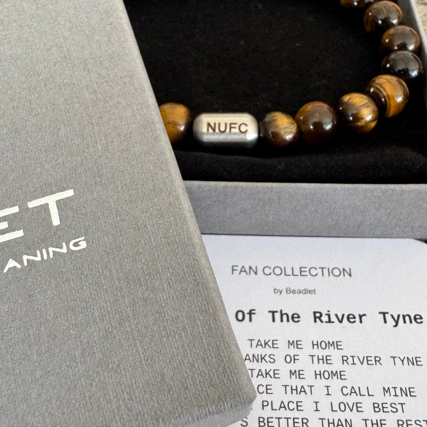 Newcastle United Men's Tiger Eye Beaded Bracelet