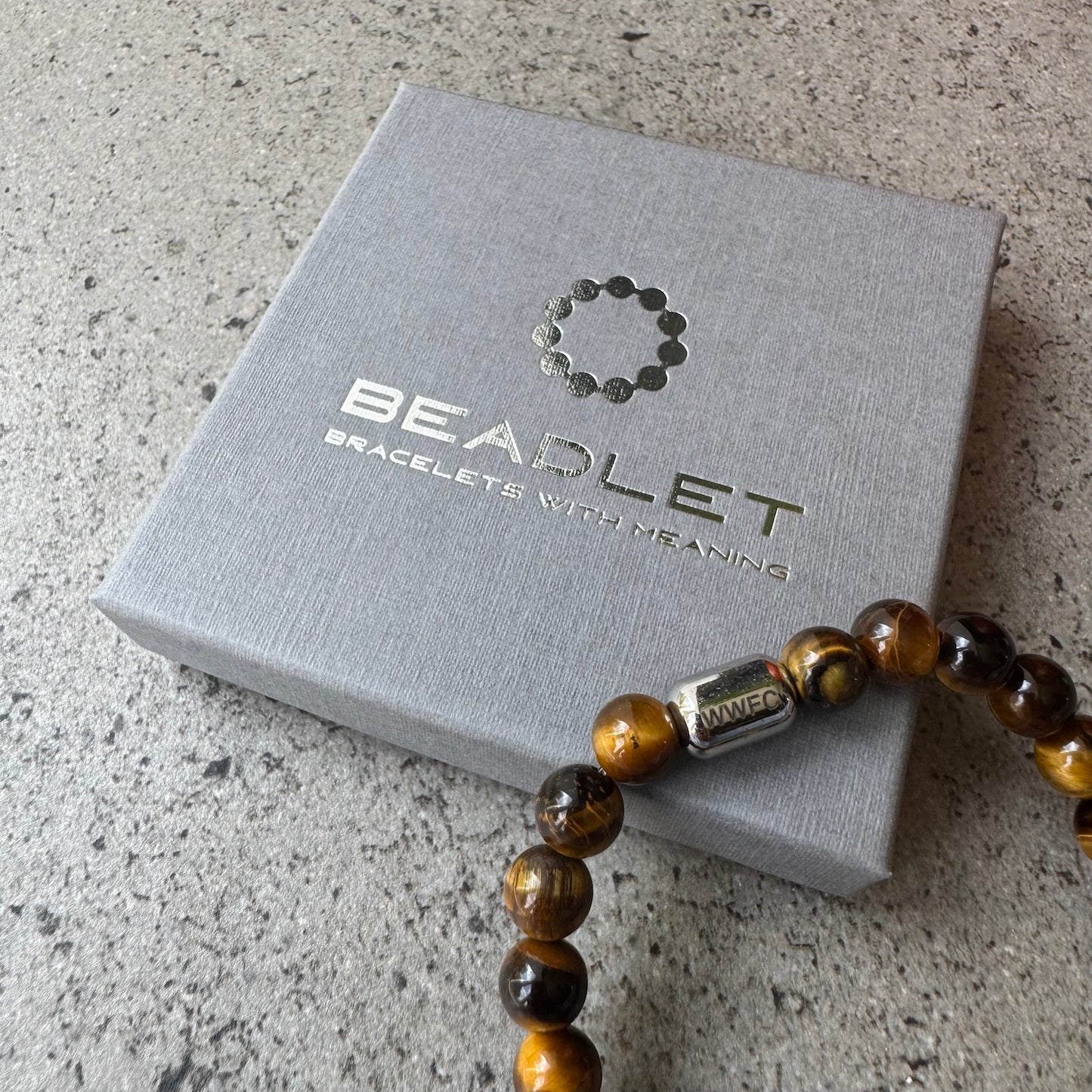 Wolverhampton Wanderers Men's Tiger Eye Beaded Bracelet