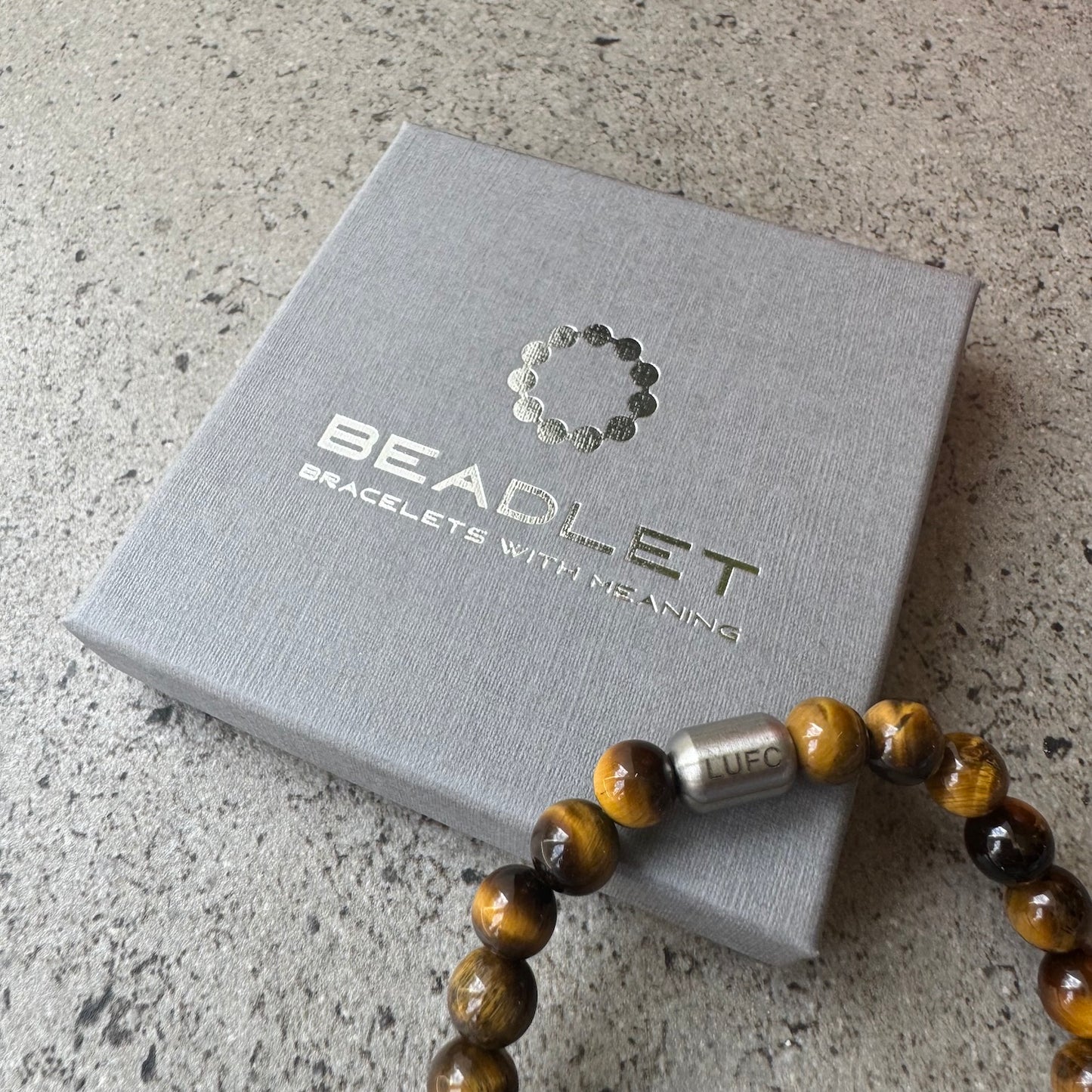 Leeds United Men's Tiger Eye Beaded Bracelet